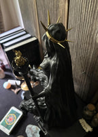 🌙🖤Hecate Niktipolos Resin Statue – Gothic Goddess Figurine for Altar, Bookshelf & Mythology Decor